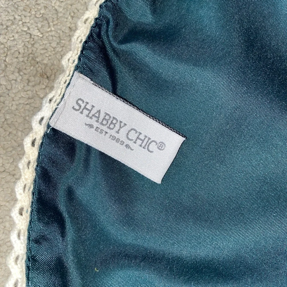 Shabby Chic Round Floral Cloth Placemats Set‎ (2)